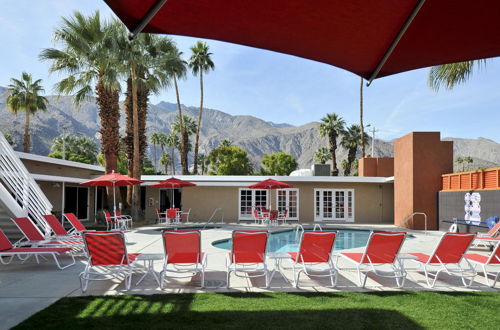 Bearfoot Inn - Clothing Optional Hotel For Gay Men Palm Springs Dış mekan fotoğraf